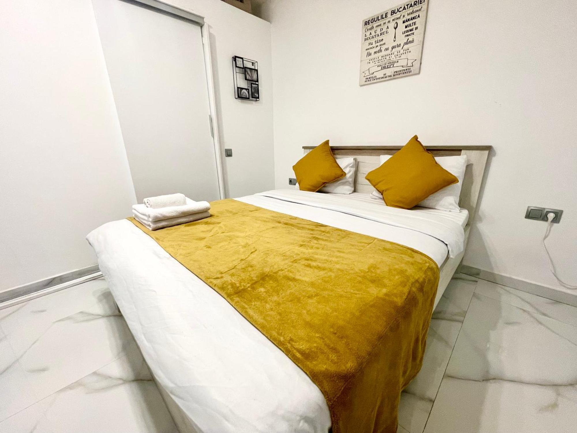White 2 Apartment Букурещ Екстериор снимка